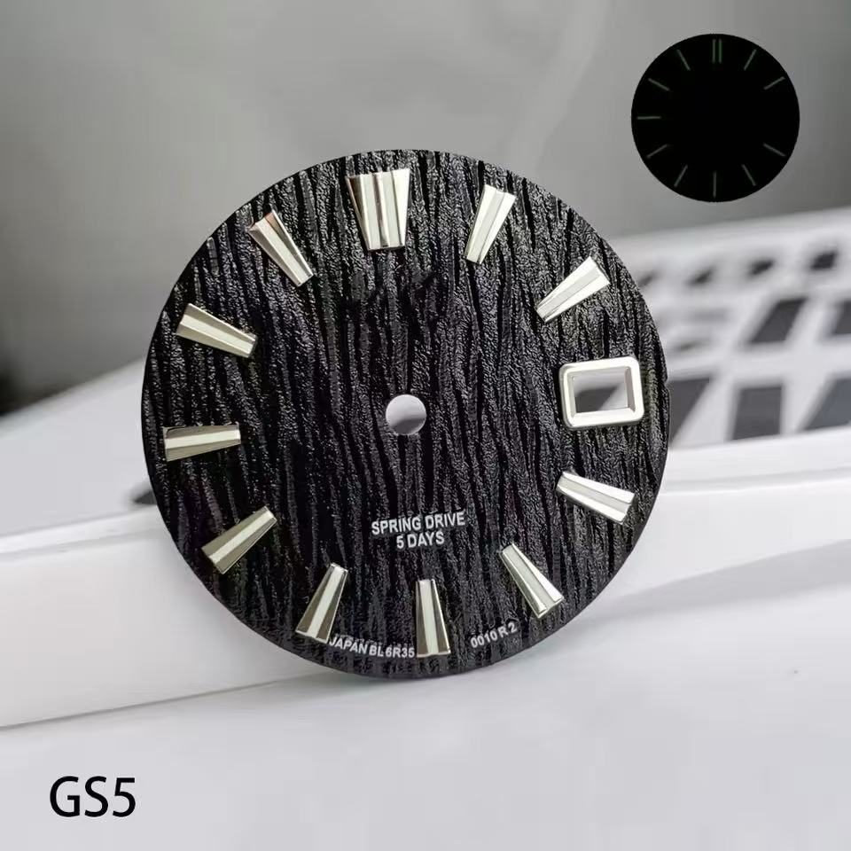 28.5mm 그린 야광 캘린더 기계식 시계, GS 로고 - Reel Case 리뷰 및 가격
